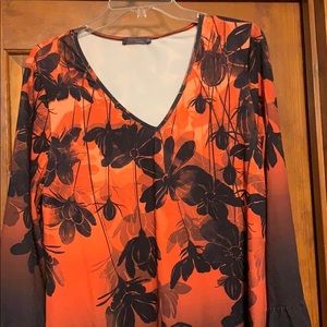Tunic blouse—buy and get green tunic free